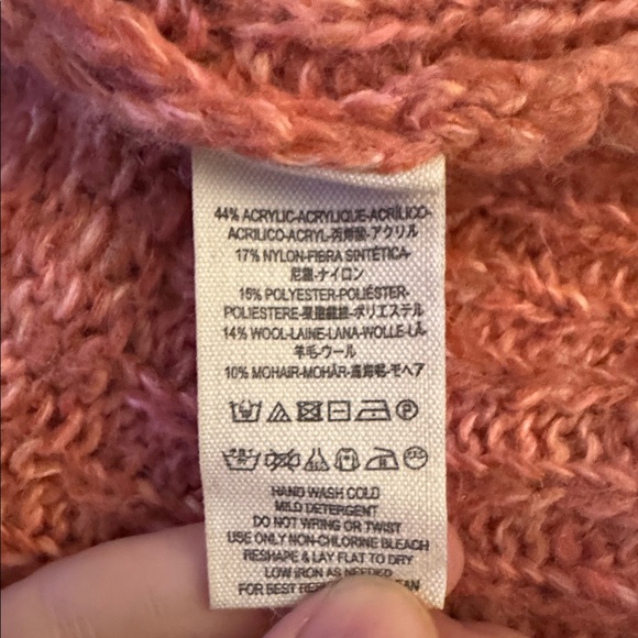 Sweater - Picture 5 of 5